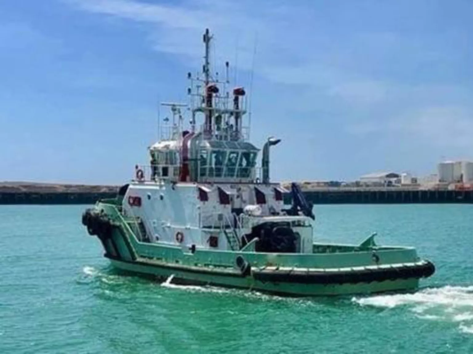 Tug Aoraki — Underwater Hull Inspection, Port of Mumbai