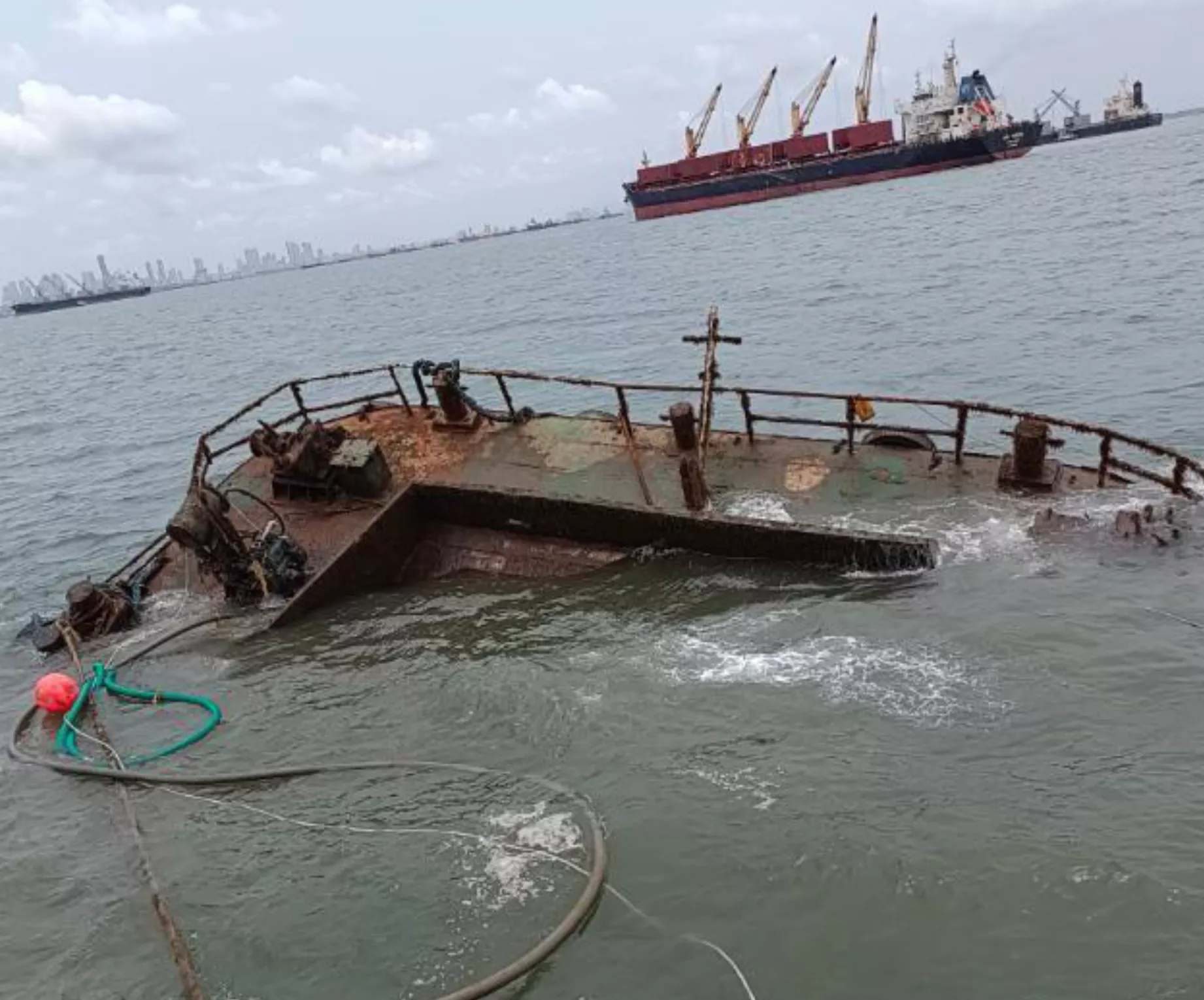 M.V Royal Saraswati — Salvage Underwater Cutting, Mumbai Port